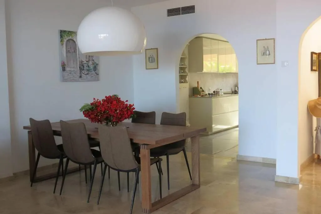 Luxury House With 3 Bedrooms, Sea Wiew And Swimming Pool In A Quiet Residence Puerto de Santiago 0*,  Spanyolország