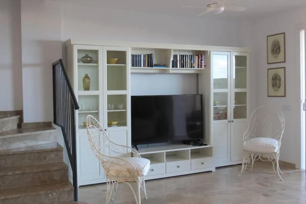 Luxury House With 3 Bedrooms, Sea Wiew And Swimming Pool In A Quiet Residence Puerto de Santiago